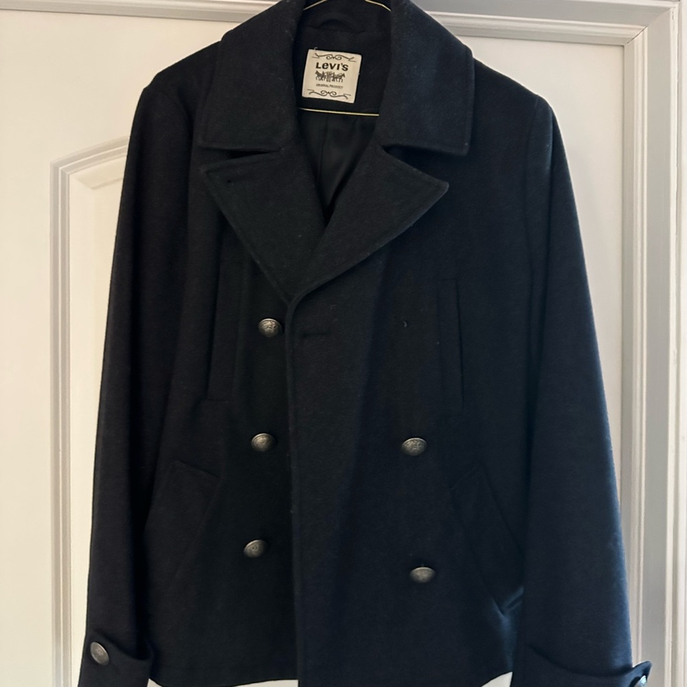 Levi's women’s dark grey Peacoat